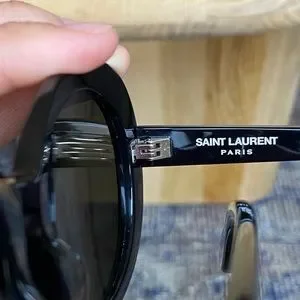 Saint Laurent | Accessories | Copy Saint Laurent Surf Oval  display picture 3
